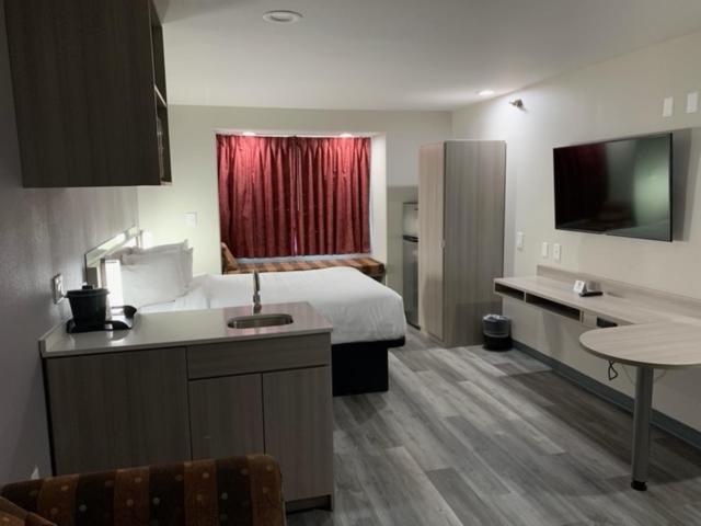 Microtel Inn And Suites Кларксвілл Екстер'єр фото