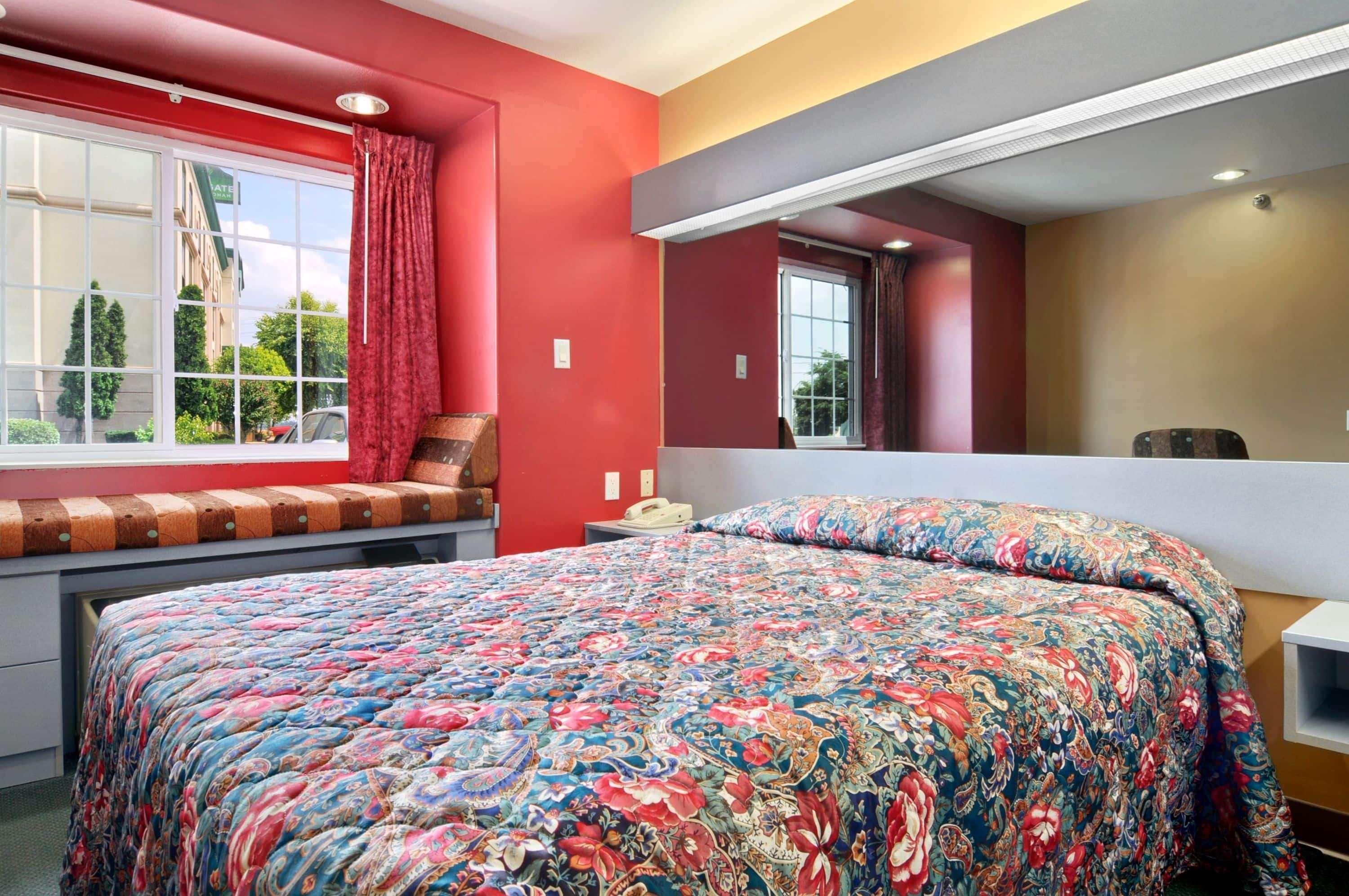 Microtel Inn And Suites Кларксвілл Екстер'єр фото